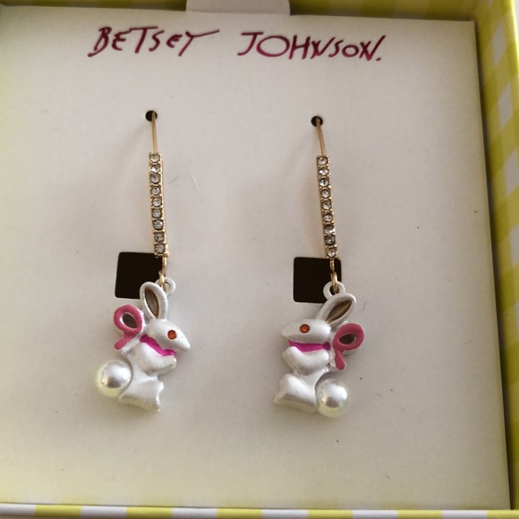 Betsey Johnson Gold Tone Easter Bunny Drop Earrings Crystal Accents NIB - Picture 4 of 11